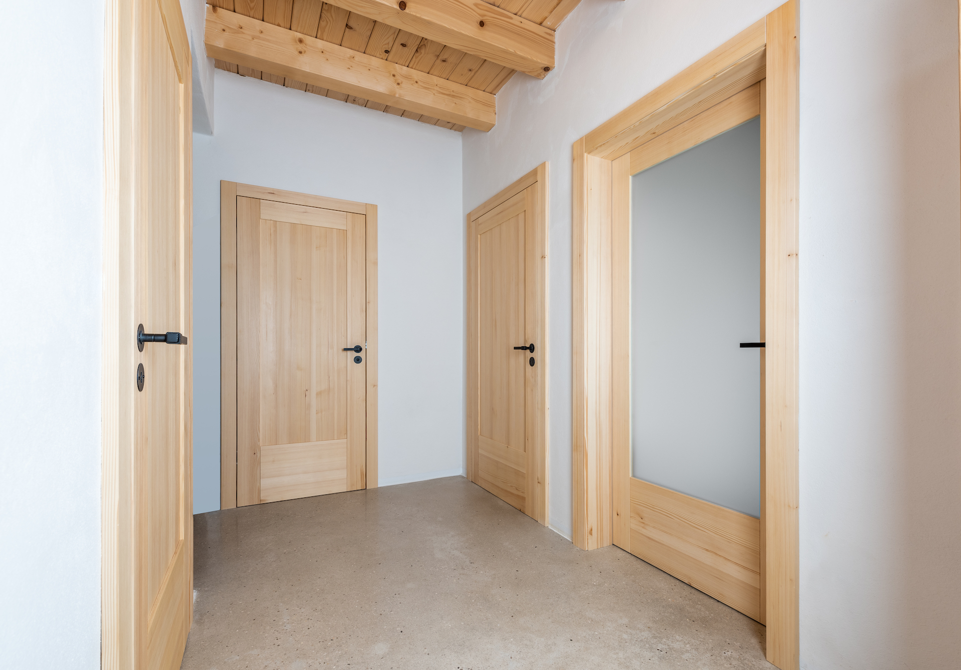 Ein Haus aus eigenem Holz » Haberl Türen