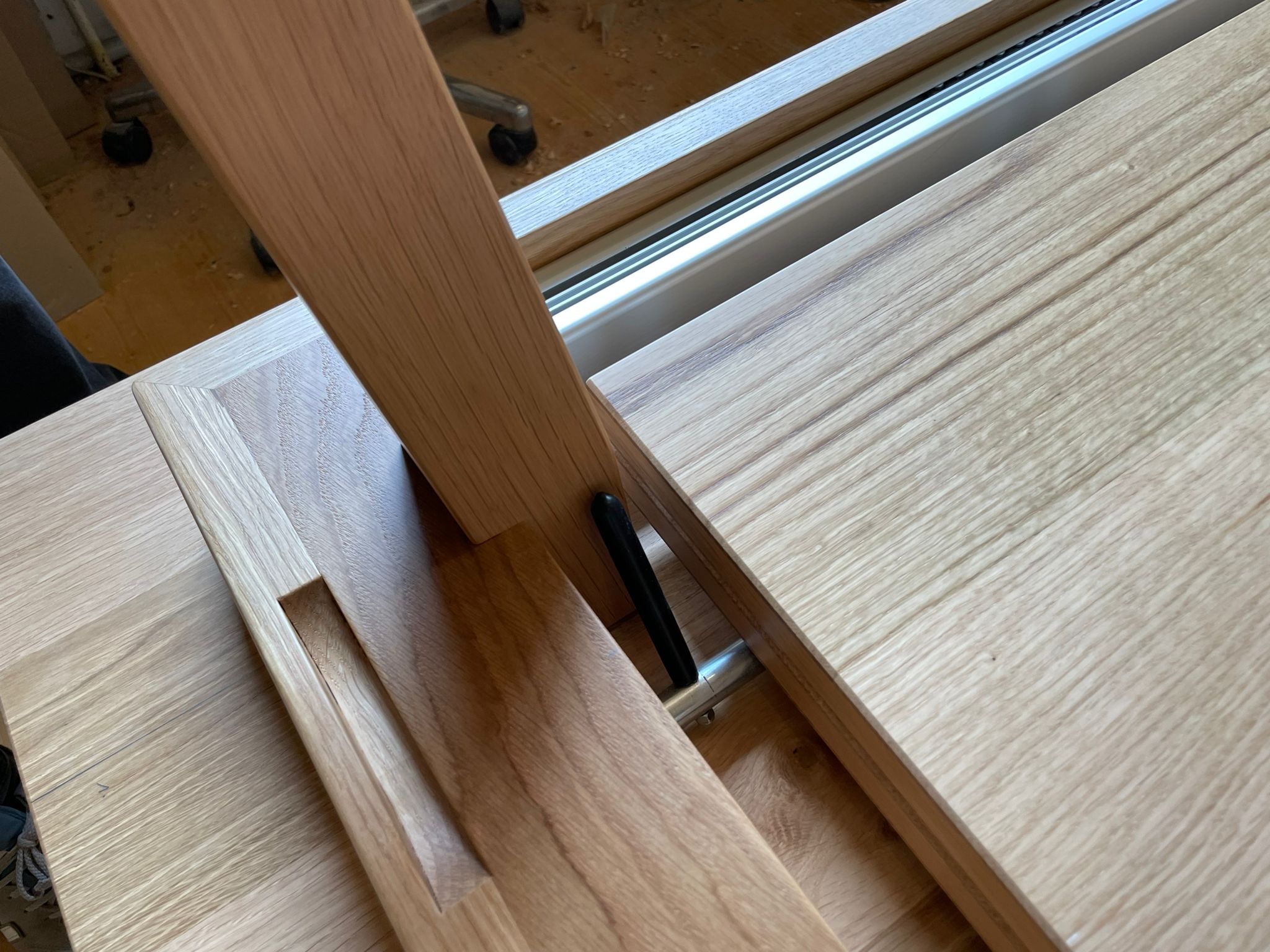 Ein Tisch mit „Rollschuhen“