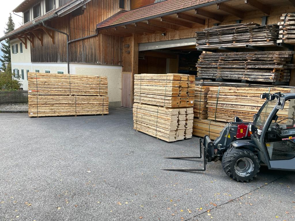 „Genug Holz vor der Hütte“ …